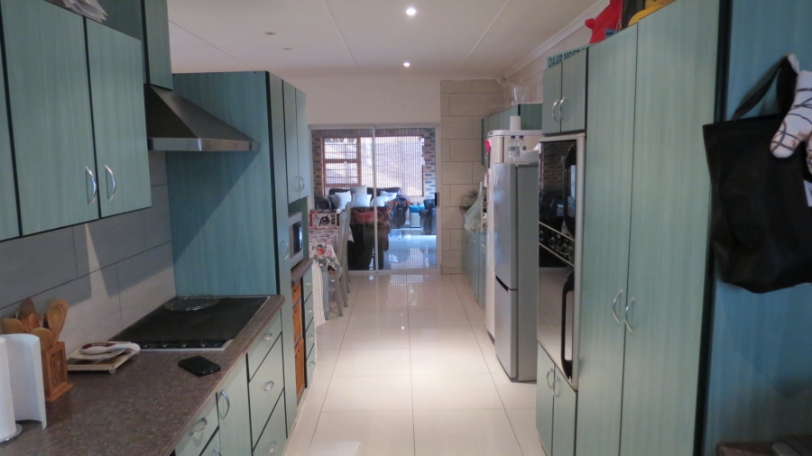 4 Bedroom Property for Sale in Diaz Beach Western Cape